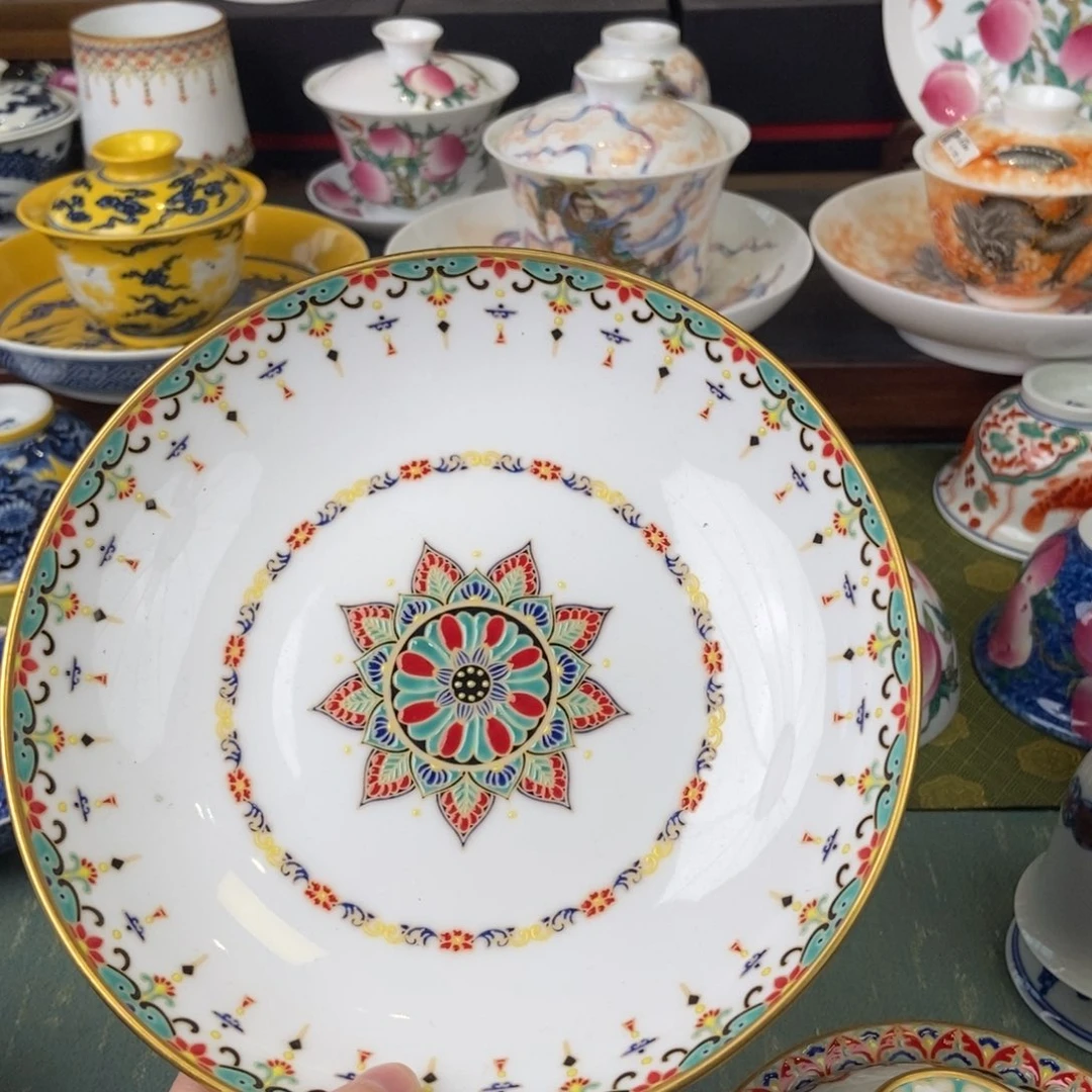 陶瓷设计风格现代文学艺术创作