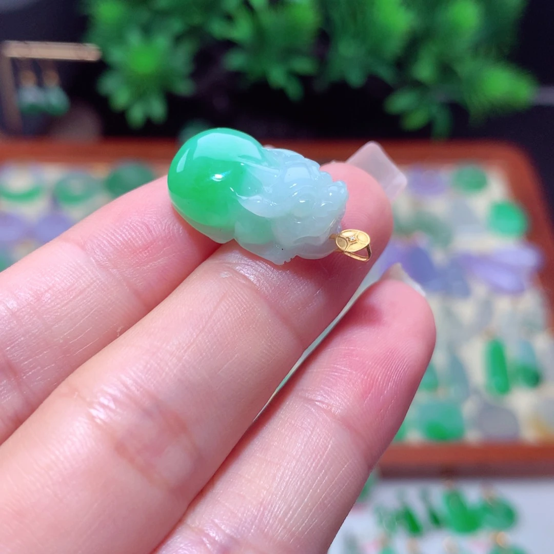 翡翠18K金镶嵌吊坠(不含链)