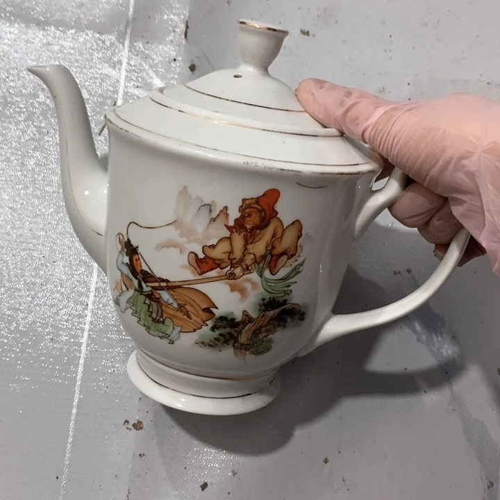 瓷片三打大茶壶约800ml微瑕疵