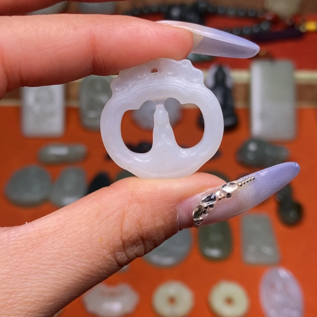 和田玉颈饰未镶嵌穿绳需备注