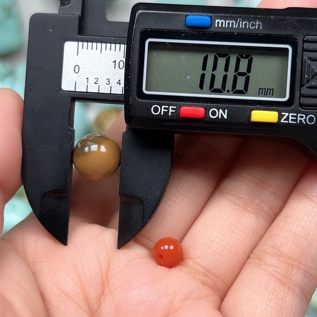 未镶嵌南红玛瑙珠宝奇石