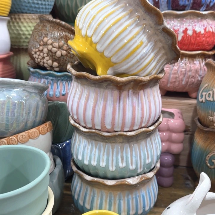 不清楚问客服，多肉绿植花盆，有孔