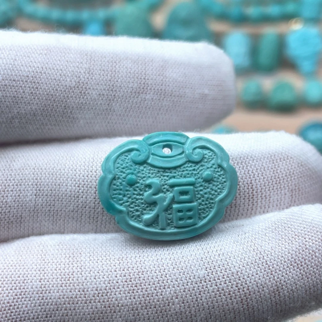 绿松石未镶嵌珠宝奇石