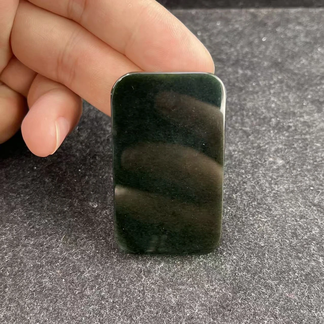 【元举甄选】和田玉黑青无事牌吊坠