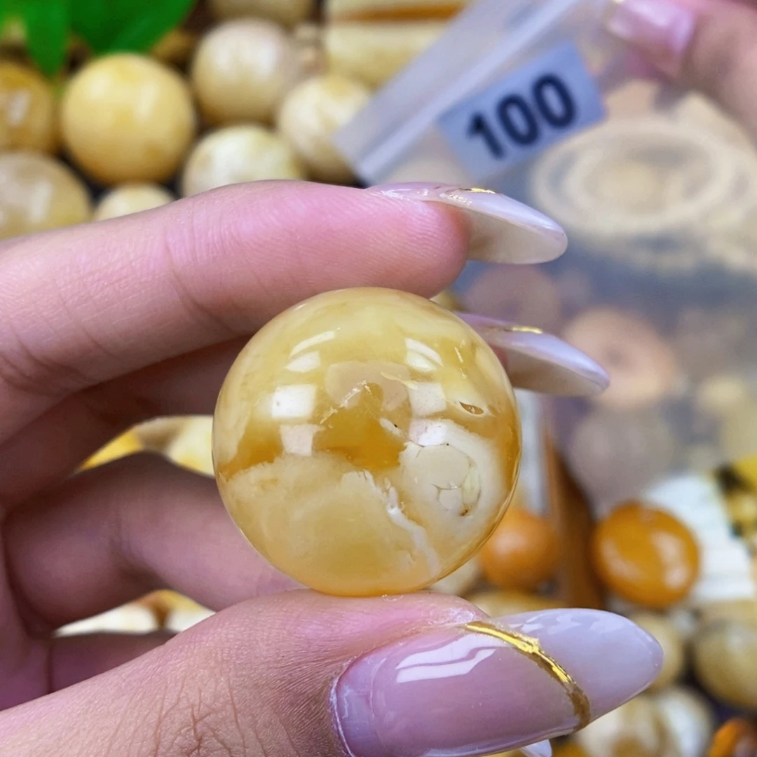 琥珀未镶嵌珠宝奇石25.8 粉