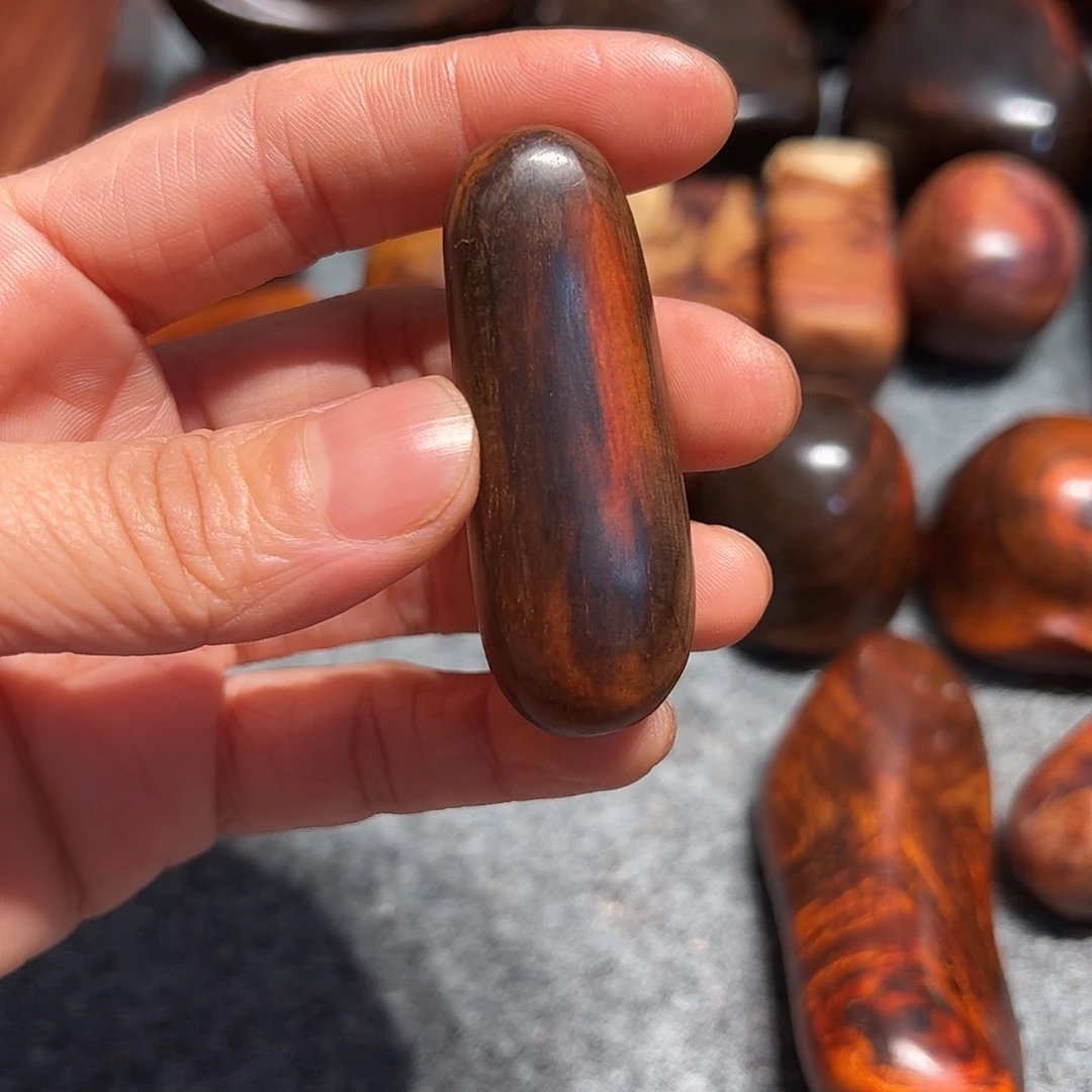 澪***点交趾黄檀（大红酸枝）