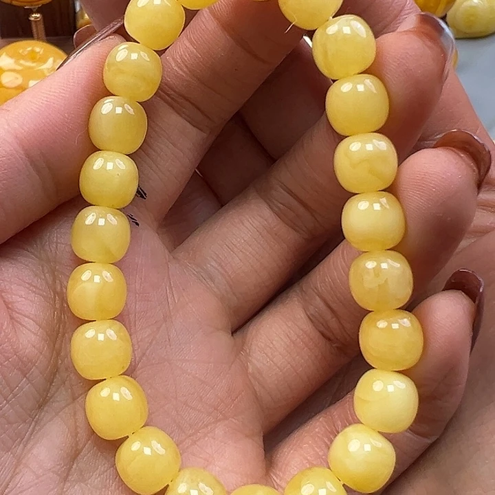 蜜蜡未镶嵌珠宝奇石