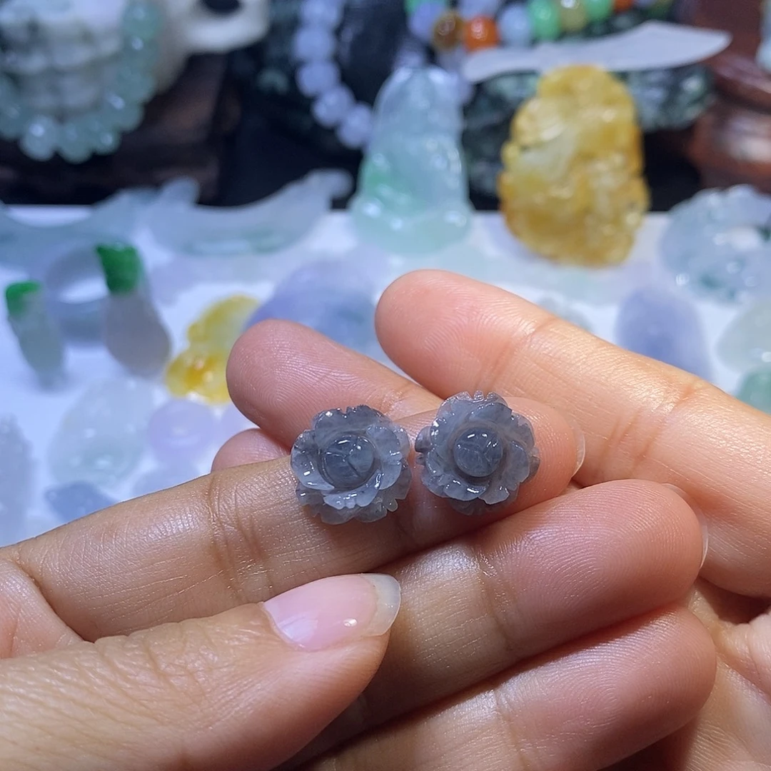 定制翡翠未镶嵌牧丹花