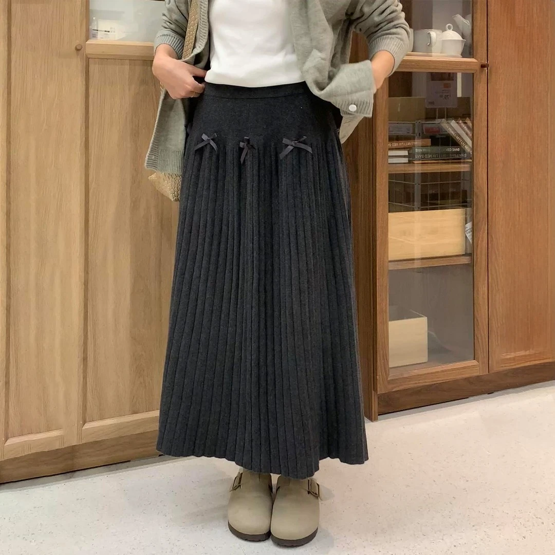 冬季款灰色蝴蝶结针织显瘦遮肚子半身裙女大码宽松高腰垂感百褶裙