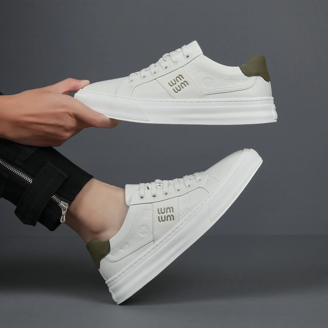 板鞋男款2024秋季轻奢百搭休闲鞋欧洲站男士头层牛皮一脚蹬小白鞋