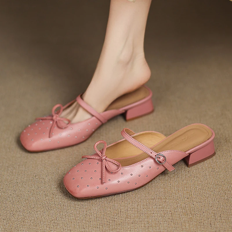 真皮3cm甜美蝴蝶结轻奢铆钉凉拖鞋子百搭中粗跟方头包头半拖鞋女