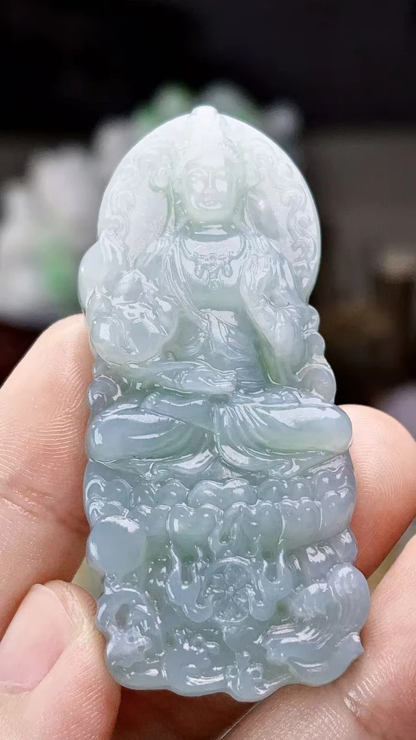 天然缅甸翡翠冰胶天空蓝底观音吊坠毛货买断需抛光尺寸61-27-9