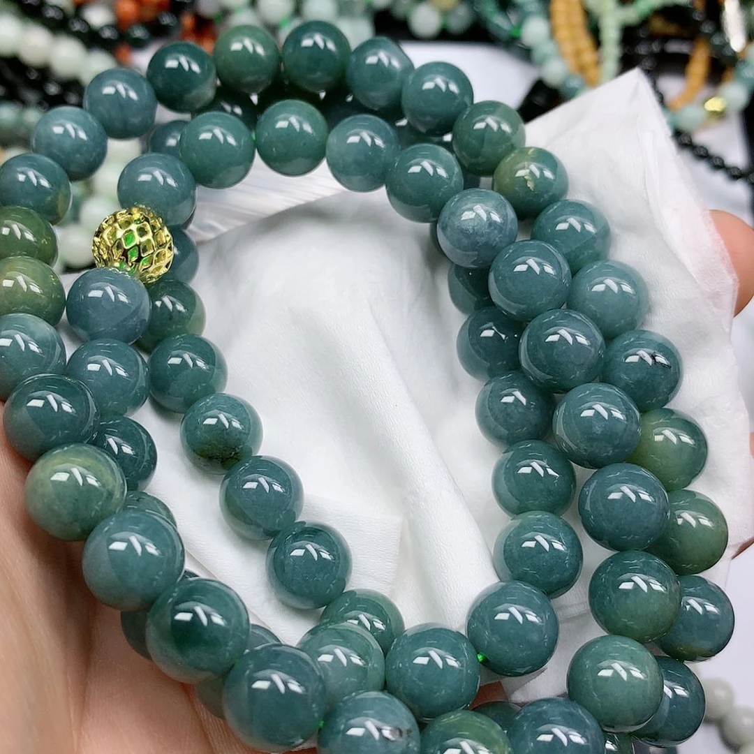 翡翠颈饰未镶嵌手串