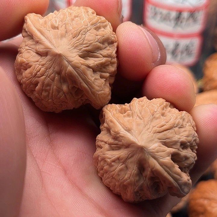 文玩核桃把件铁锤38
