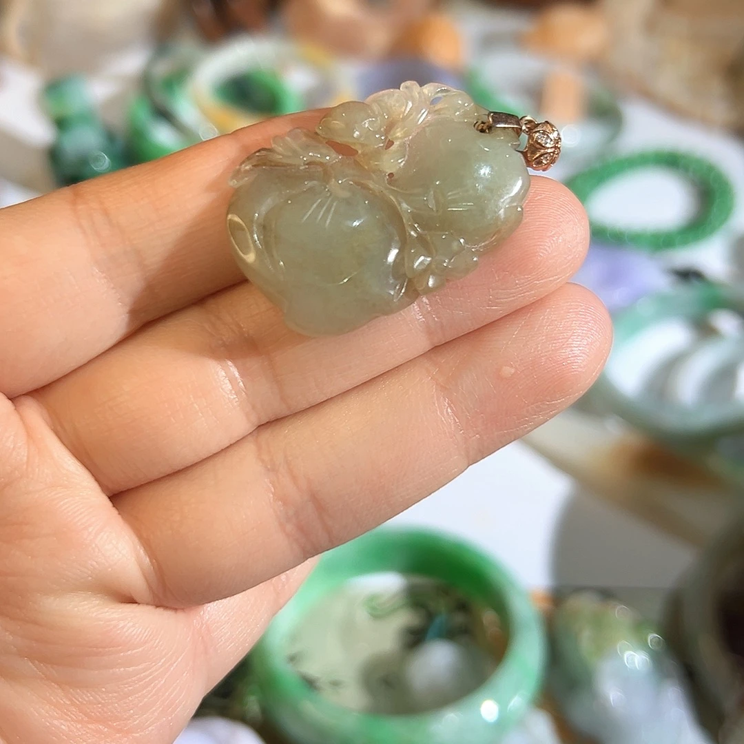 翡翠未镶嵌颈饰翡翠福在眼前瓜迭绵绵特价不退