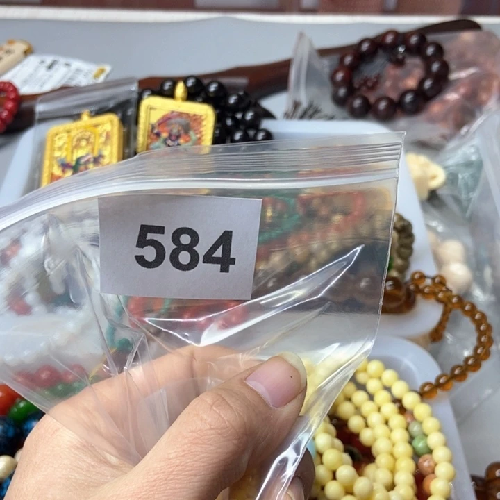 大果紫檀（缅甸花梨）田***j584