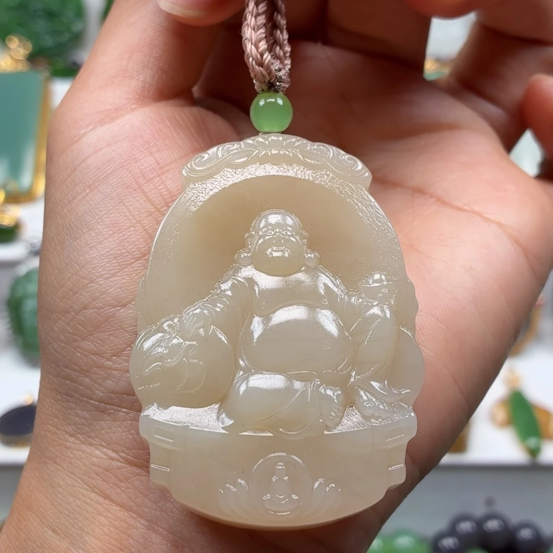 颈饰未镶嵌和田玉大漏