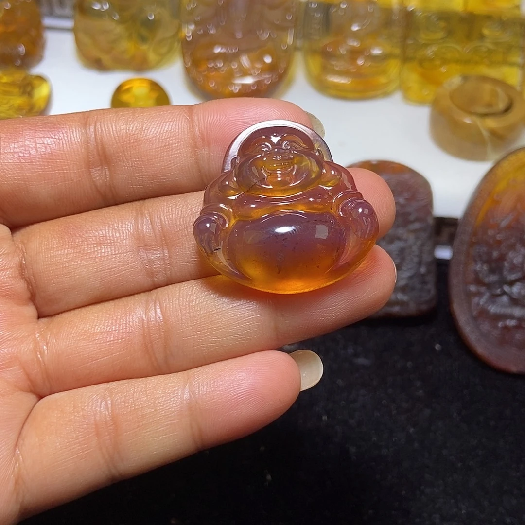 琥珀未镶嵌颈饰缅甸天然琥珀吊坠