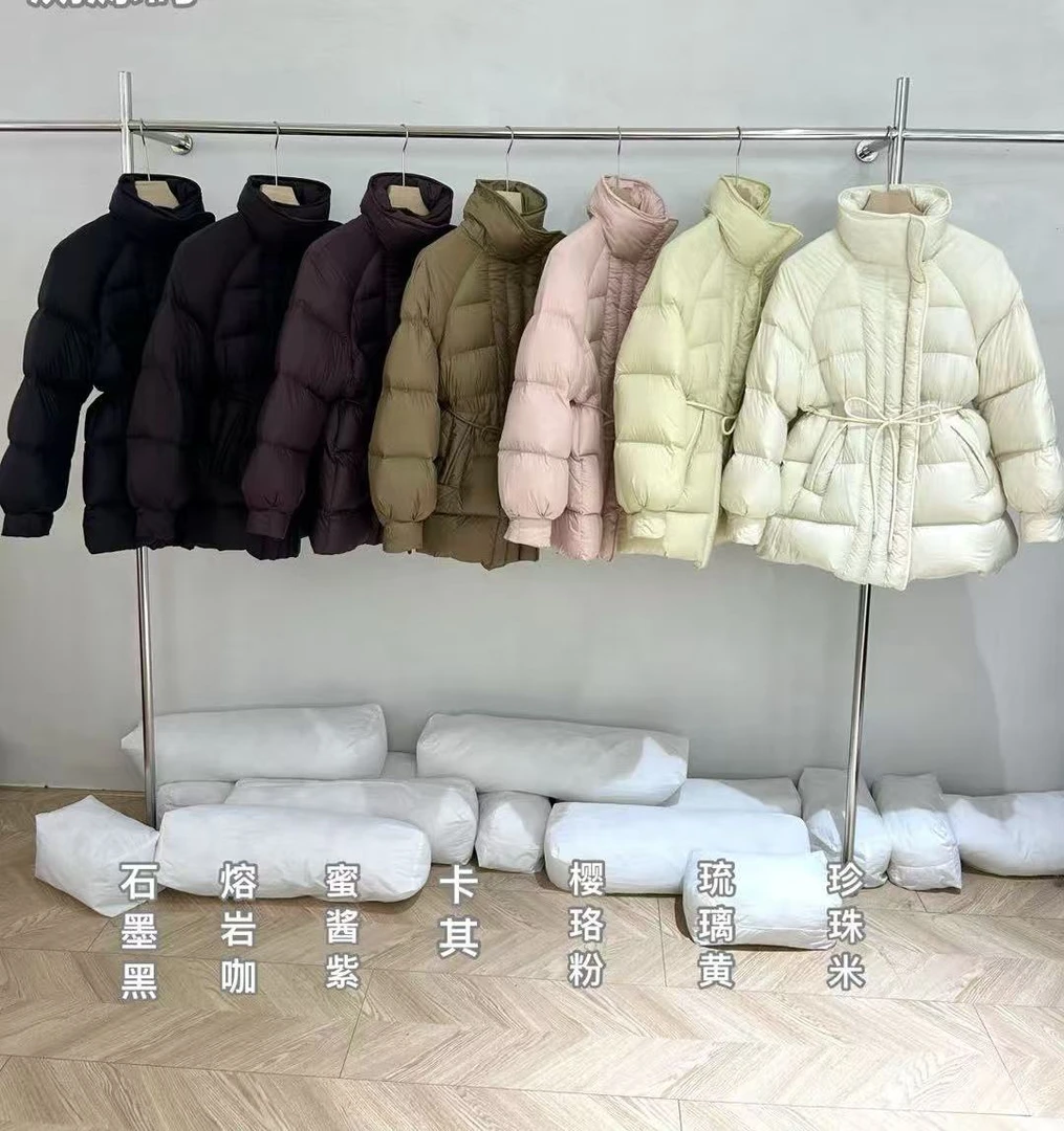 2006号609#百搭韩系立领休闲显瘦双口袋填充外套（配腰绳）