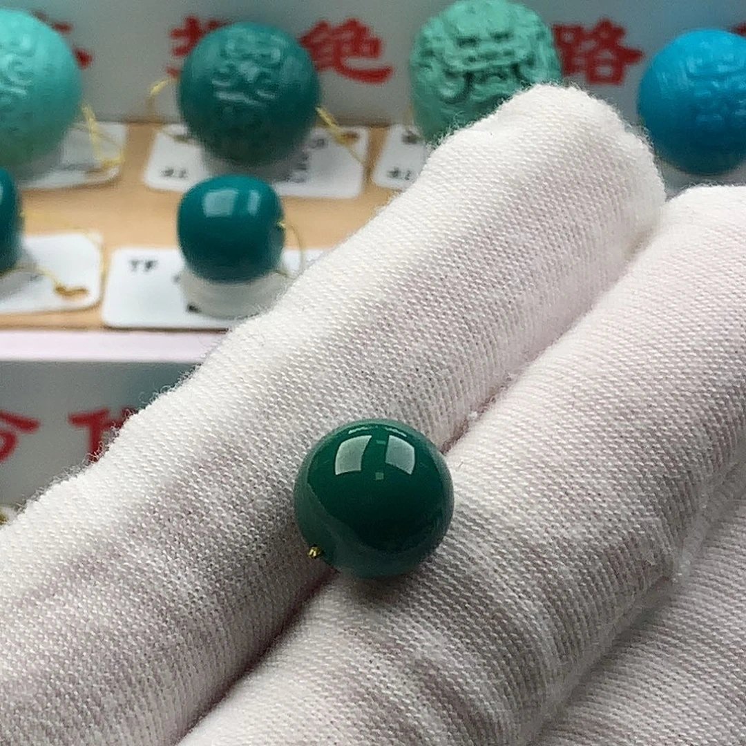 C***.绿松石未镶嵌配饰