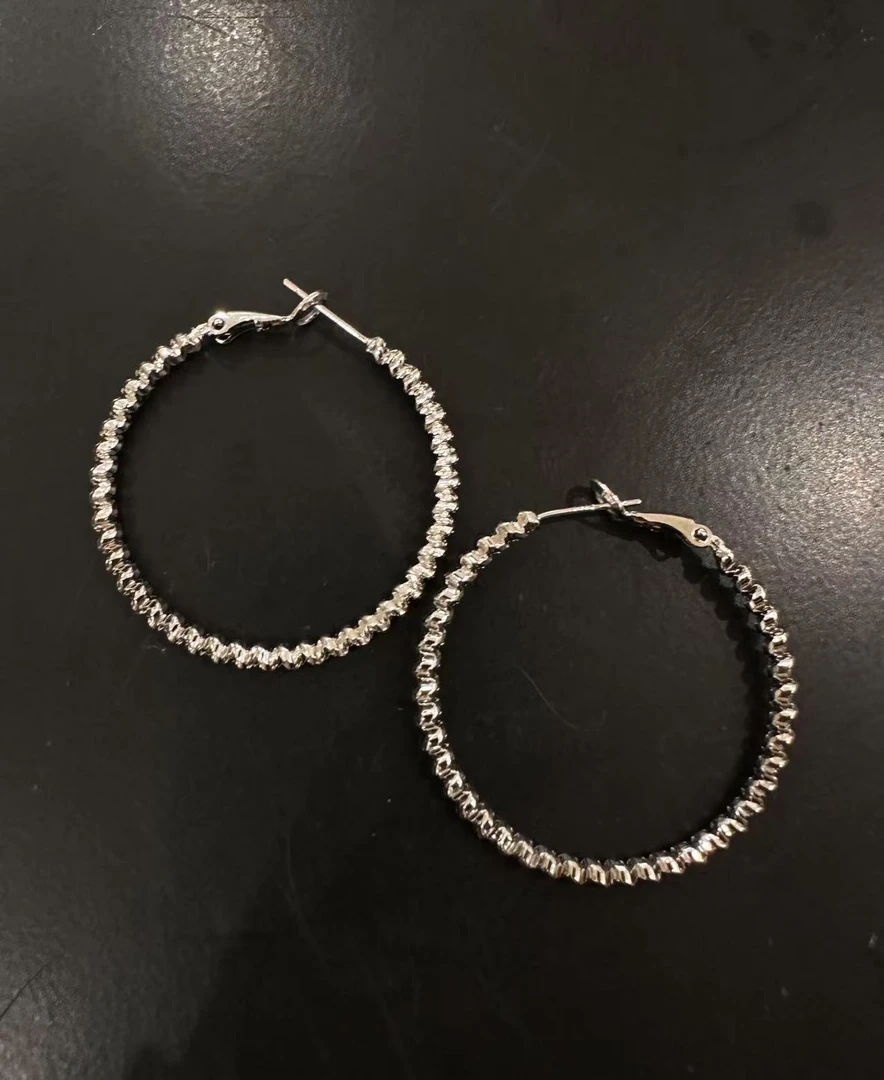 925银大圆环耳饰