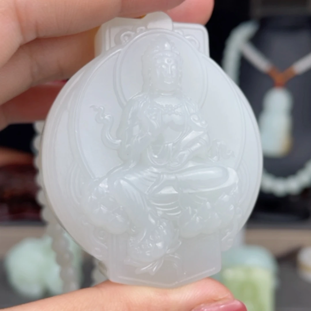 【闪购商品】颈饰未镶嵌和田玉