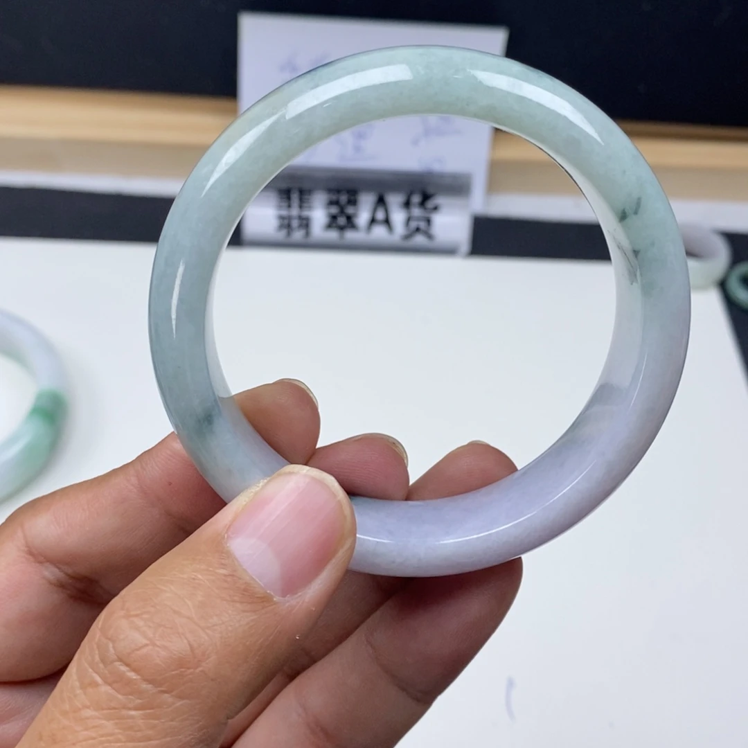 翡翠未镶嵌手镯57.5