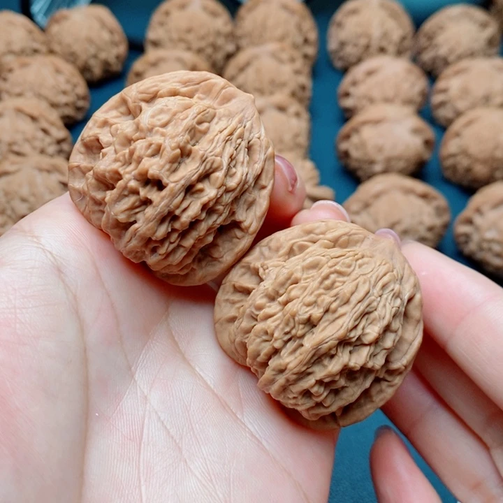 文玩核桃把件麦虎38