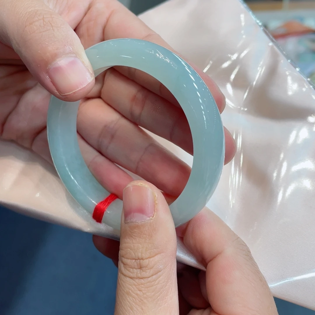 翡翠未镶嵌手镯手镯