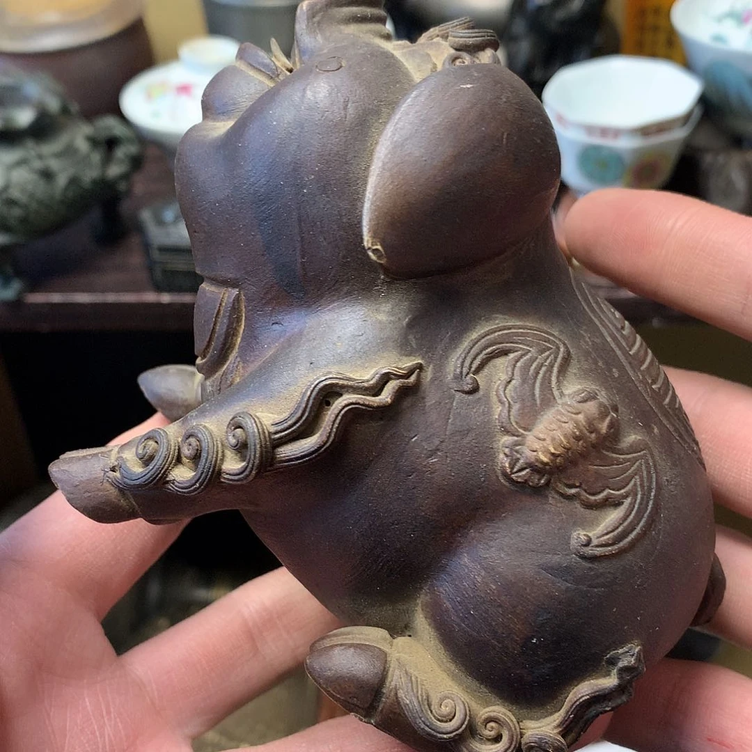 紫砂财神到家越过越发恭喜发财