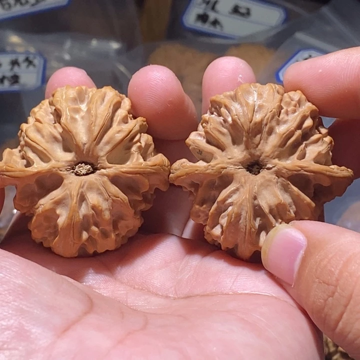 梦***生文玩核桃吊坠43全品苹果