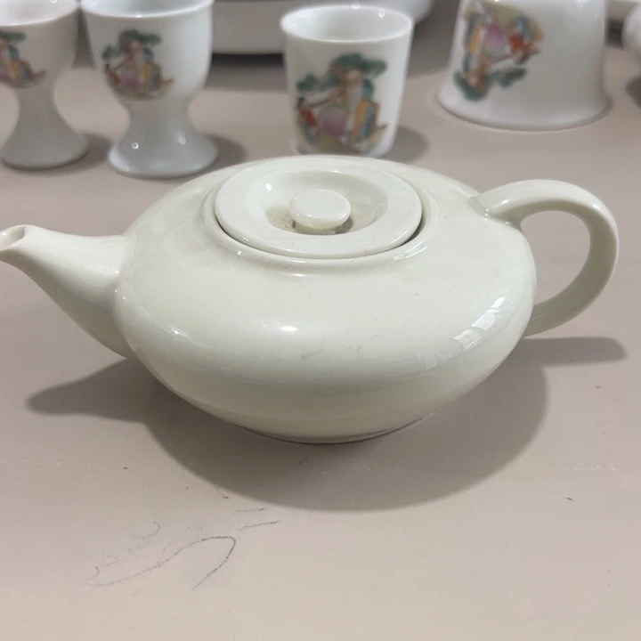 瓷片陶瓷制品单孔壶200毫升左右