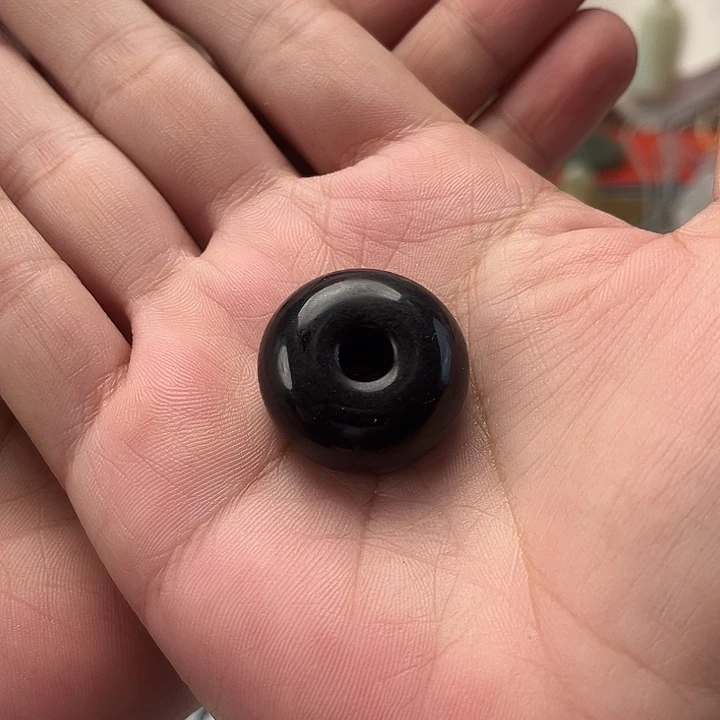 颈饰未镶嵌和田玉平安扣