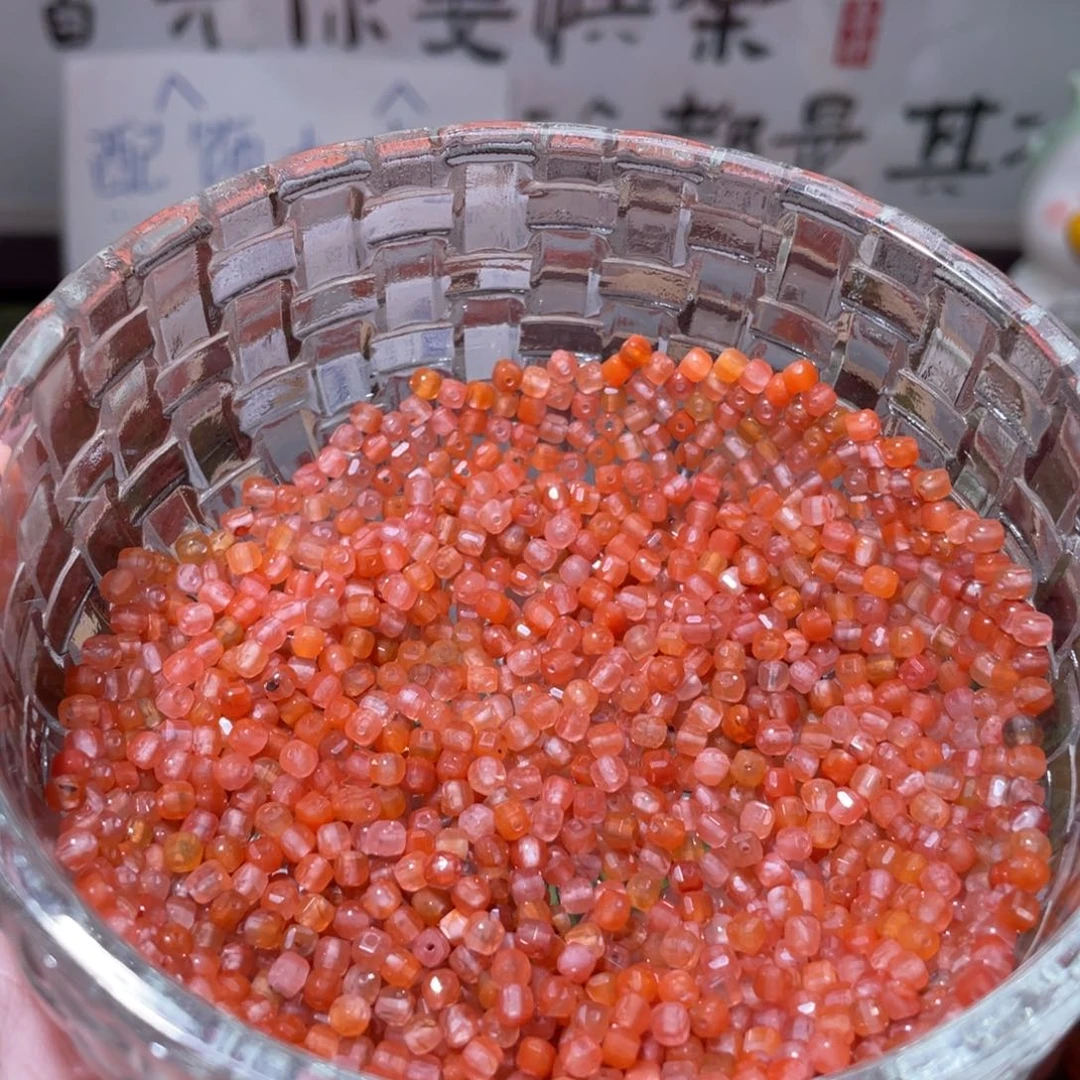 南红玛瑙未镶嵌挂件随机100个