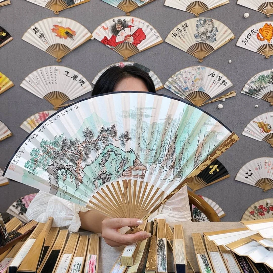 国画95寸梅妃-纯手绘-文玩扇骨（默认粘好）