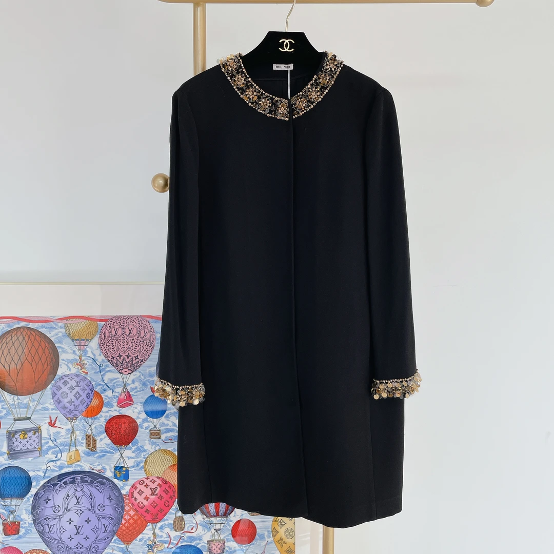 95新 MIU MIU/缪缪 【miumiu】#缪缪 黑色彩色水钻长款外套