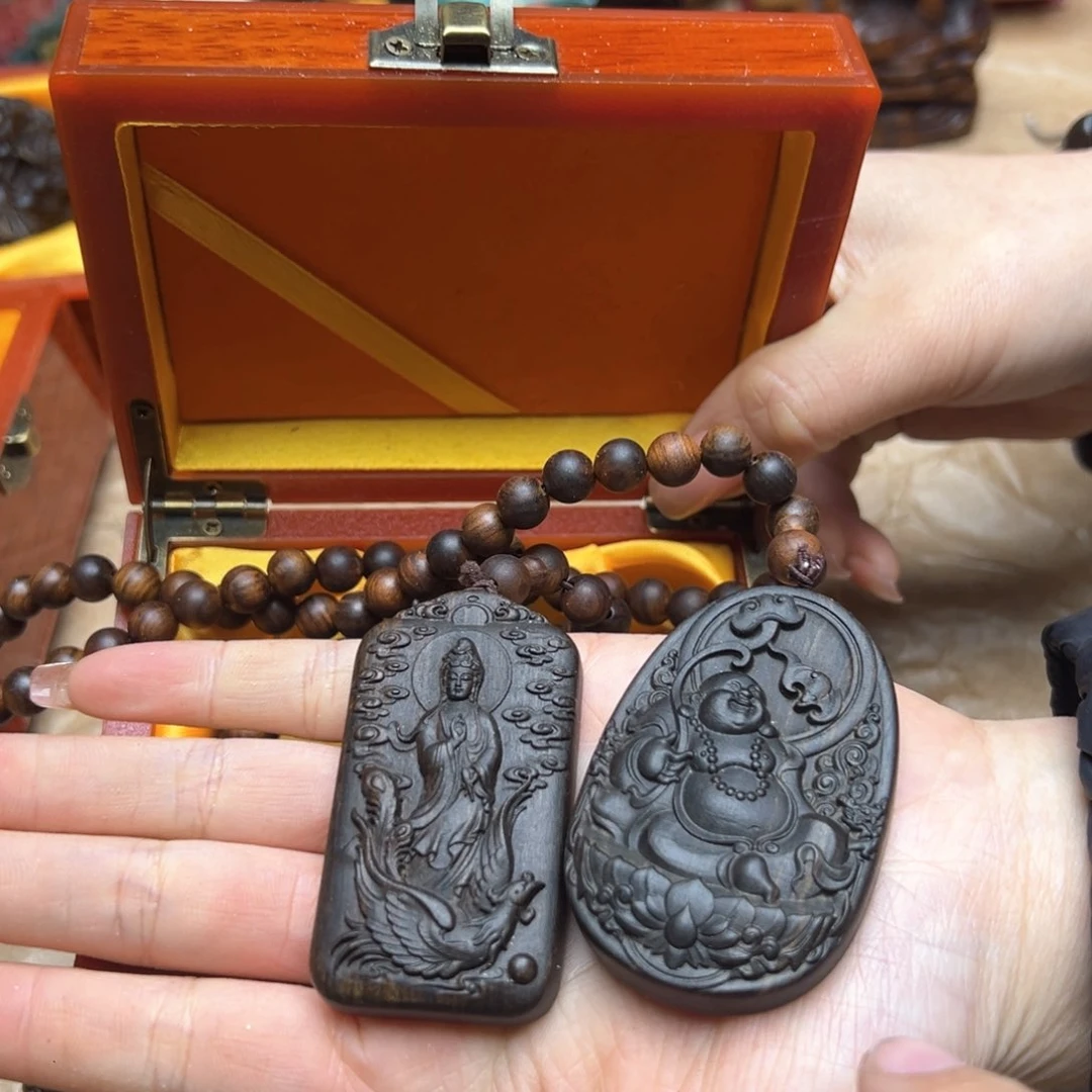 大叶紫檀（黑酸枝木类）