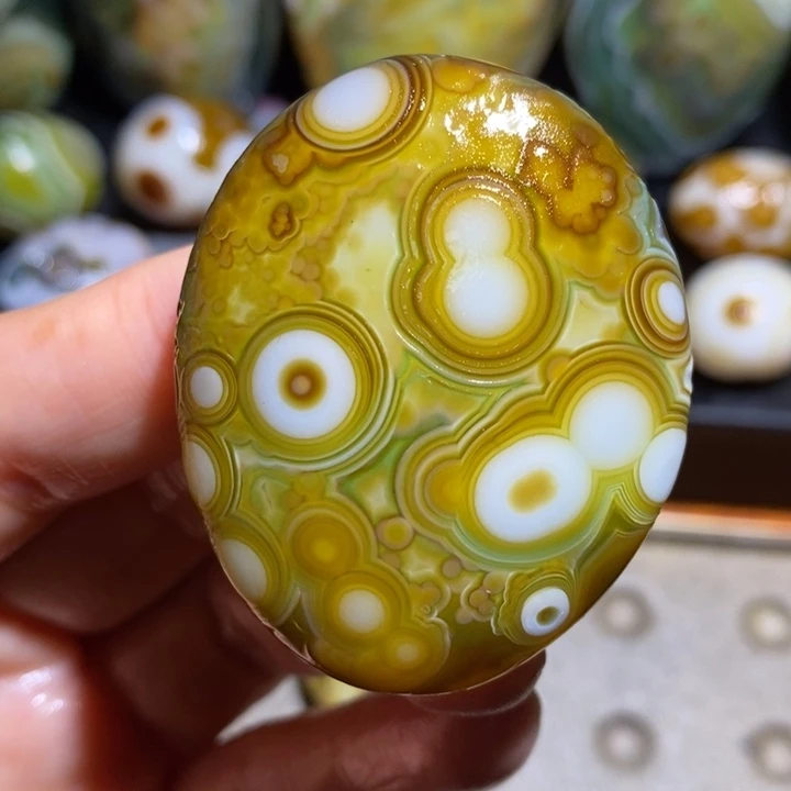 未镶嵌玛瑙/玉髓珠宝半成品34