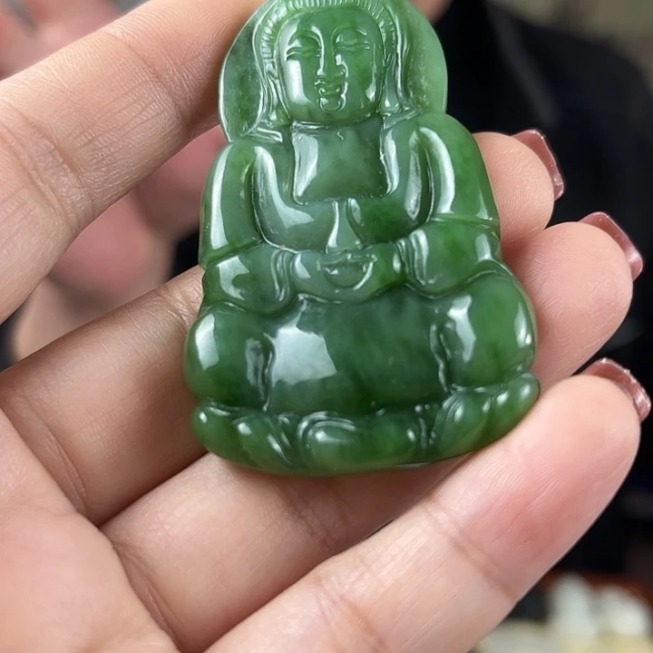 颈饰未镶嵌和田玉（碧玉）