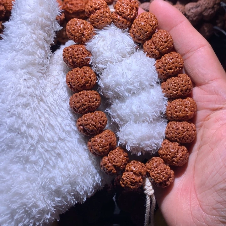 金刚菩提吊坠20尺梁凤羽飞碟梅花定制