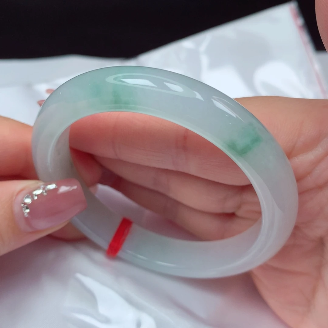 翡翠手镯未镶嵌手镯54