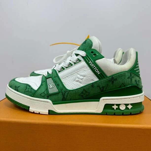 95新 LouisVuitton/路易威登 41码 trainer 白绿牛仔 时尚板鞋