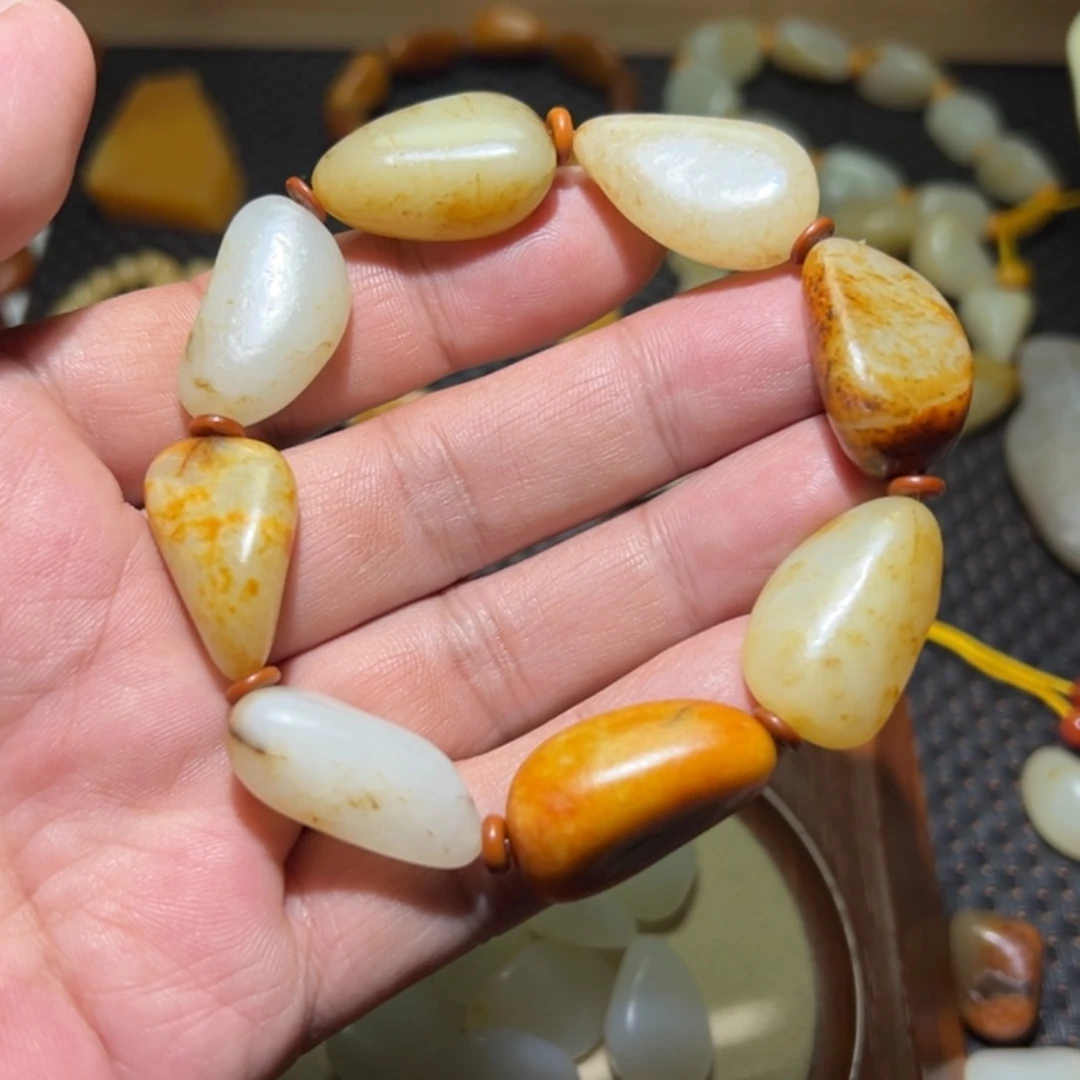 和田玉未镶嵌手链