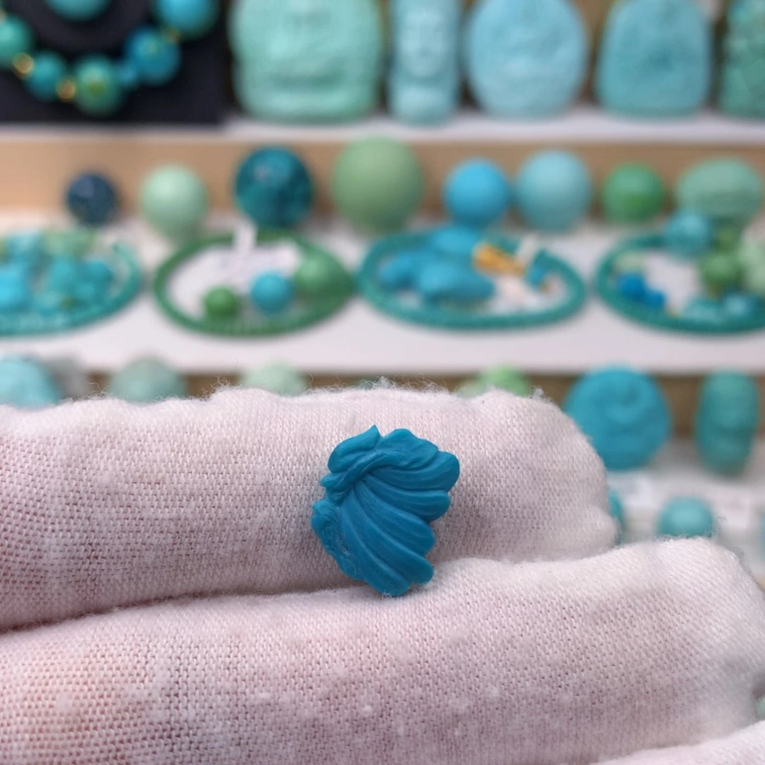 未镶嵌绿松石珠宝奇石