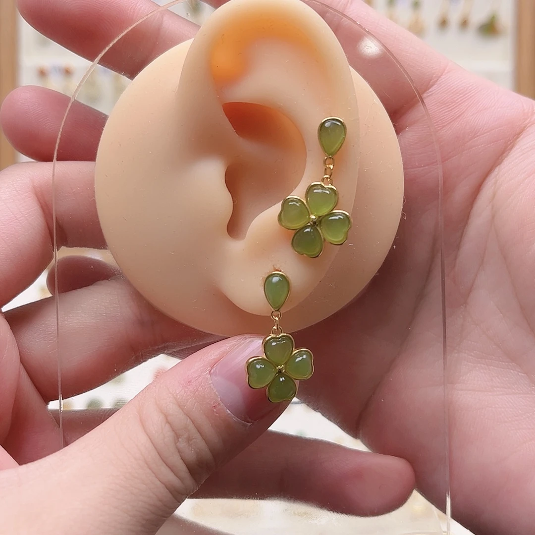 和田玉银S925镶嵌耳饰