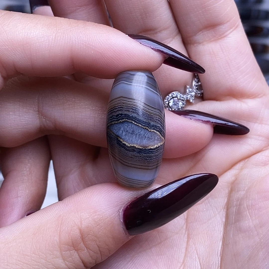 未镶嵌颈饰玛瑙/玉髓老**小