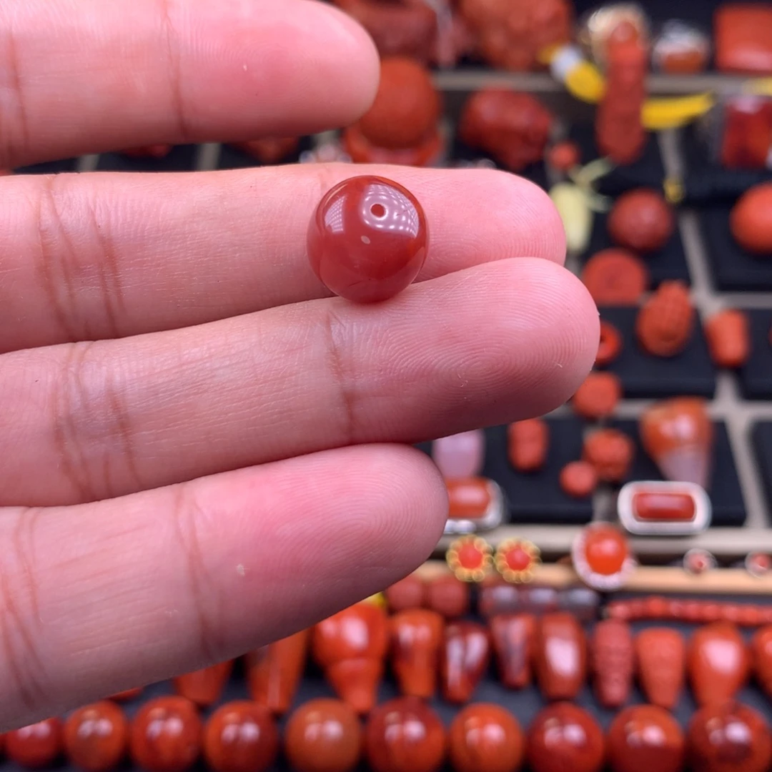 南红玛瑙未镶嵌牛血柿子老型单珠11+