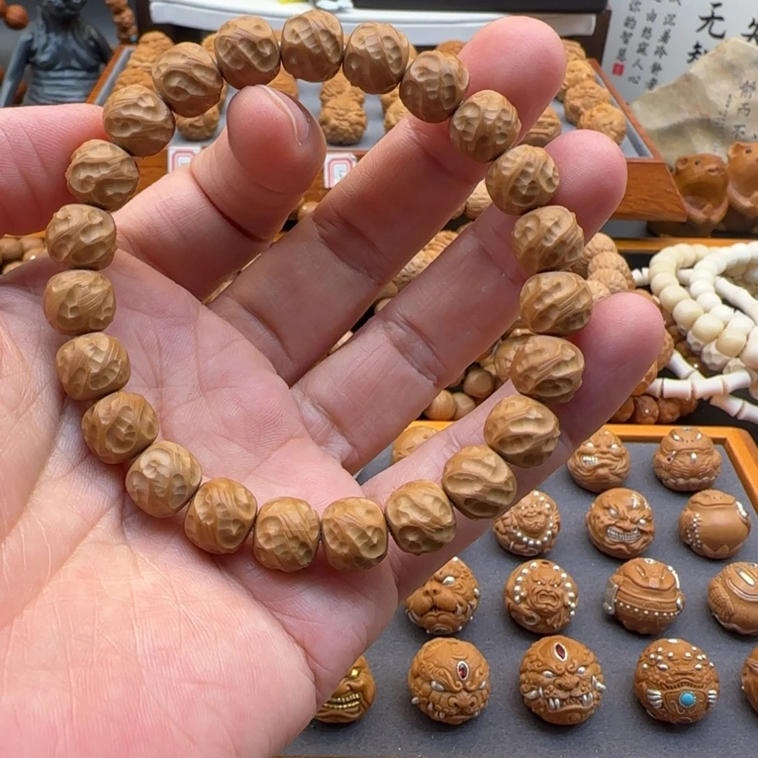 猴头核桃吊坠观山