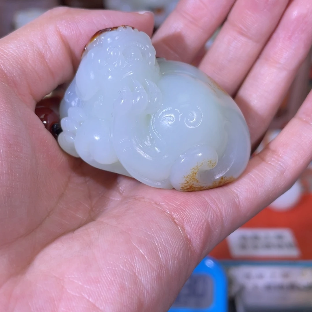 永***。和田玉未镶嵌把件