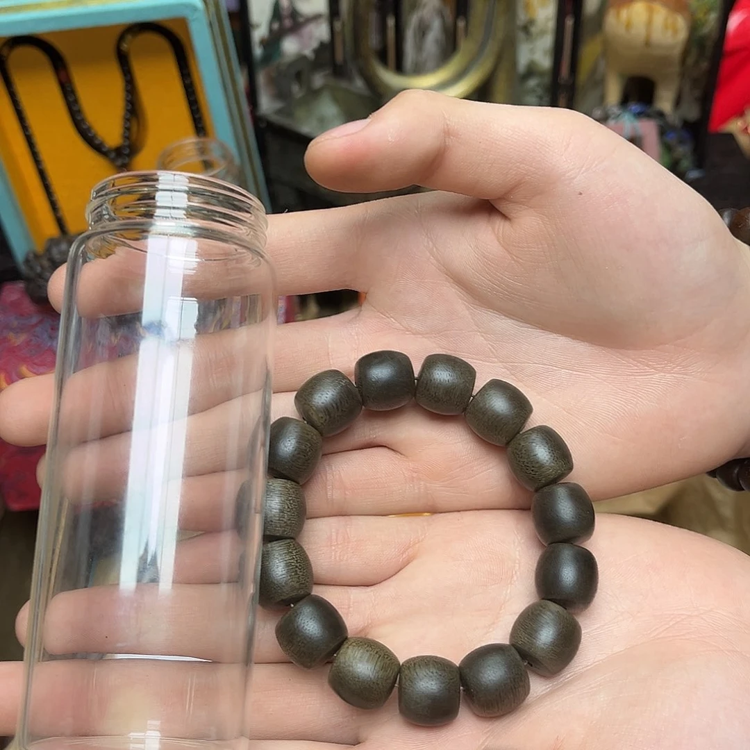 大叶紫檀（黑酸枝木类）